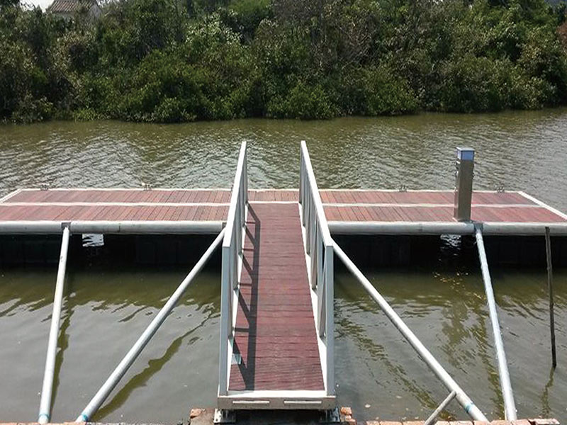 Seaflex Wood Decking Landing Aluminum Pontoon